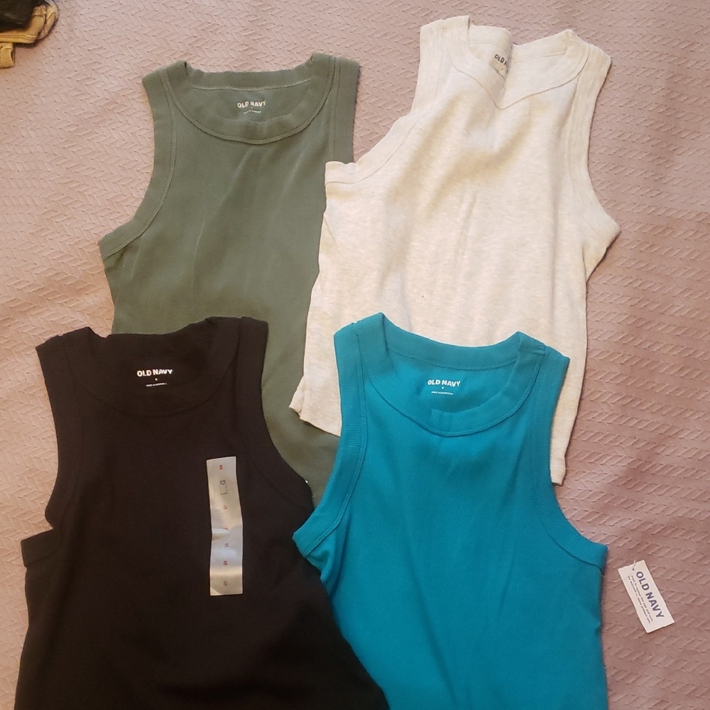 Old Navy Ribbed Crop Tank Top Bundle Size Small